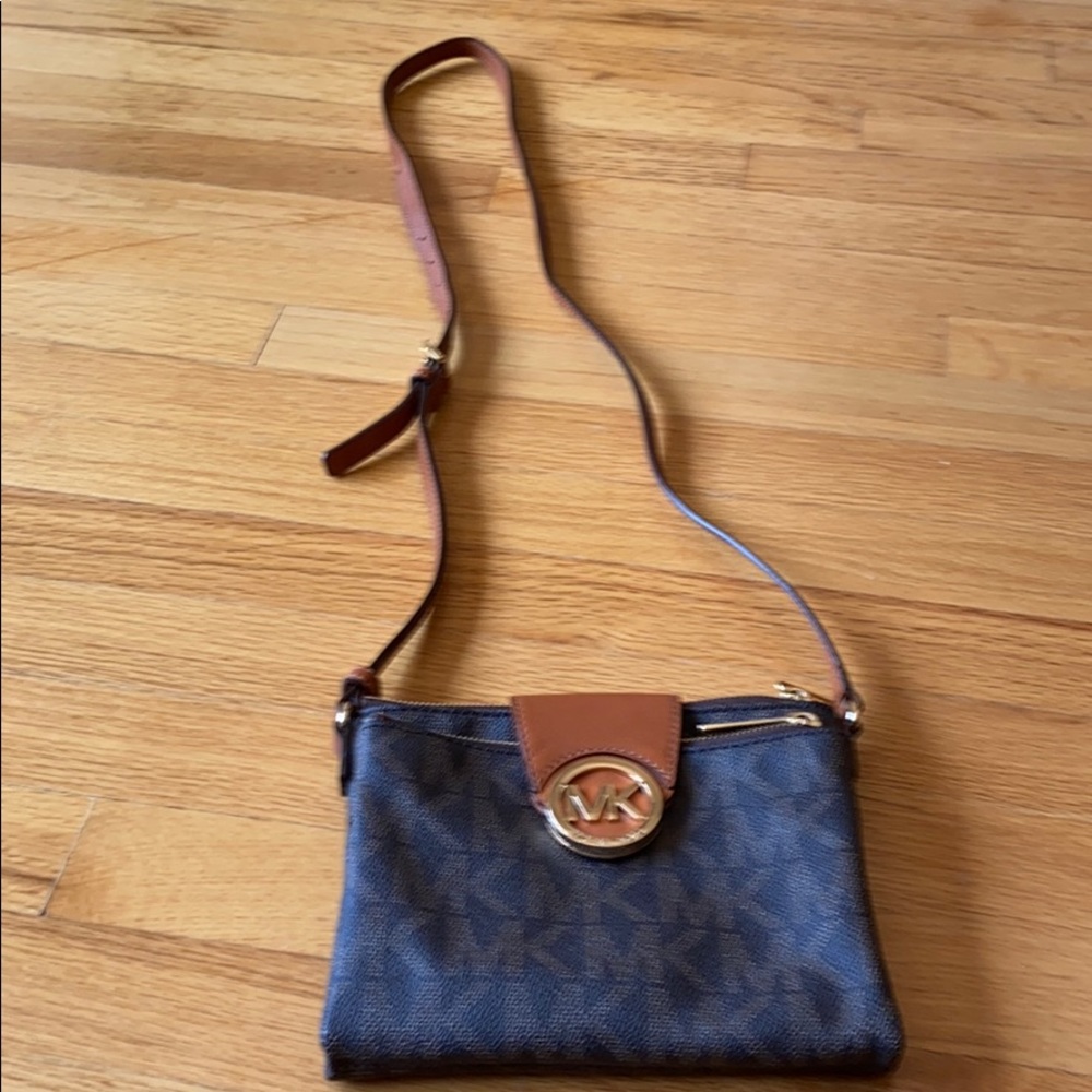 Michael Kors crossbody